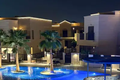 Image de Luxury 3br Townhouse with Pool View & Modern Comfort