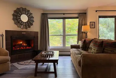 Image de Trails Together! Pool, Hot tub, Sauna, Near Resort