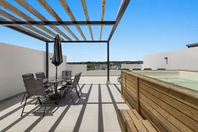 Image de Grand Amodā | 2 Bedroom Apartment with Private Rooftop Pool in Grand Baie