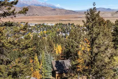 Image de Cozy Cabin Minutes from Jackson Town Square