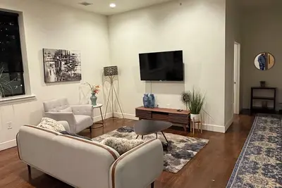 Image de Bright 2-Bedroom Retreat Near Nyc – Easy Commute!