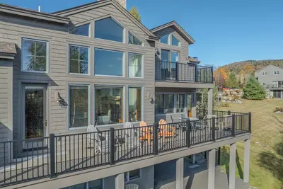 Image de Grand 5-bedroom townhome with amazing views of Mt. Washington in Bretton Woods.