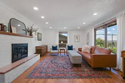 Image de Centrally Located Oasis Near Riverside State Park