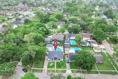 *Pool | Modern Escape with Chic Vibes