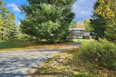 Image de Spacious & Quiet 3-bedroom/2 bath country home in Merrill Wi