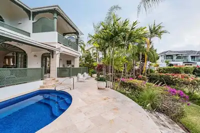 Image de Sophisticated Villa with Pool - Jade Vine (3 bed)
