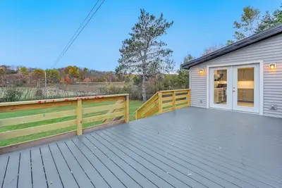 Image de Direct Trail Access: Lyons Falls Getaway w/ Views!