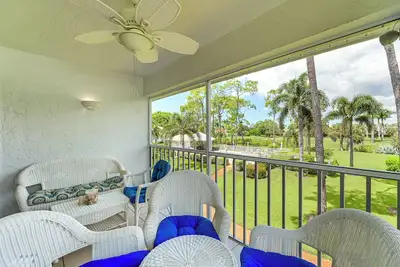Image de Snowbirds Welcome! Naples Resort Condo Near Golf
