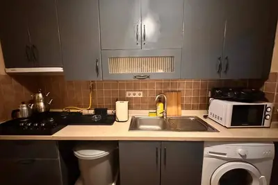 Image de Zeki Bey Apartment Taksim’in Kalbinde Şık 2+1 Metro ve İstiklal’e Yakın