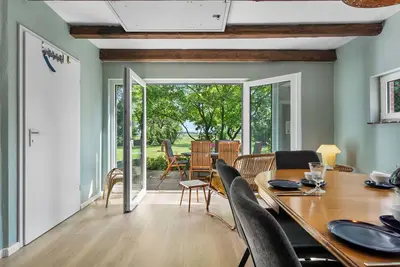 Image de Detached Villa Wilma with large garden, playroom and terrace in Hinte