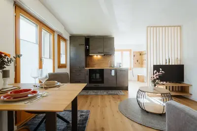 Image de Apartment \"Kleines Daheim\" – The ideal modern holiday apartment with its own lit