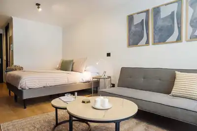 Image de Chic Studio Retreat For 3 In Vibrant Las Condes