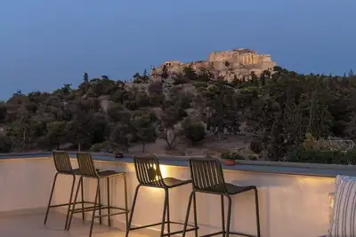 Image de Central Apartment with Acropolis View by Meros