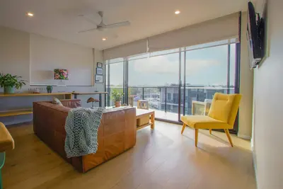 Image de Stylish 2bdr Nundah Stay with Golden Sunsets