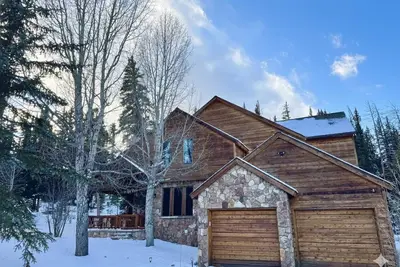 Image de New Listing Gorgeous Private Home w/Hot tub