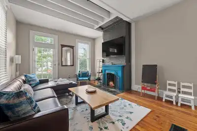 Image de High Street Hideaway - For 8