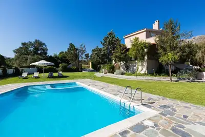 Image de Splendid Crete Villa | Villa Hemera | 6bdr | Private Pool | Furnished Terrace