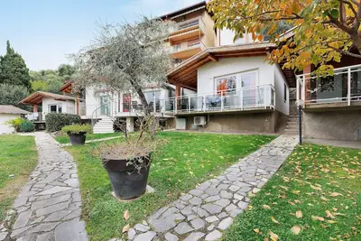 Image de Appartement 'Bungalow Pit Stop' avec vue sur le lac, Wi-Fi et climatisation