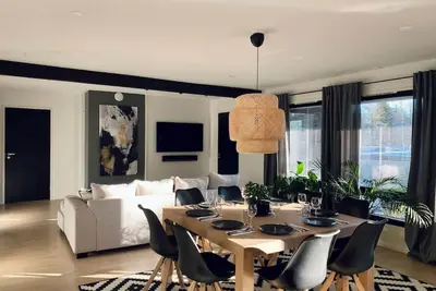 Image de Beautiful villa with jacuzzi and sauna