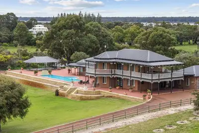 Image de DeVinceant The Grand Manor by Wonnerup Beach