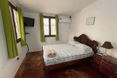 Image de A block from Chipipe beach Salinas cost studio for 5  Salinas with Ac