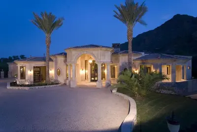 Image de Mansion Toscania: ultra-luxury 10Bd 10. 5Bath minutes from Camelback Mountain