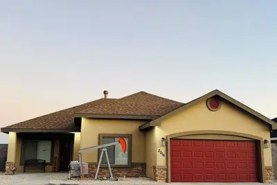 Image de Fantastic 4-bedroom house with Garage access in Hobbs