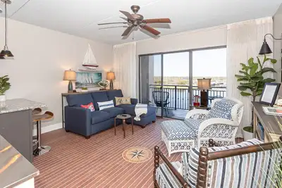 Image de Waterfront Historic District suite with river-view balcony & walkable locale