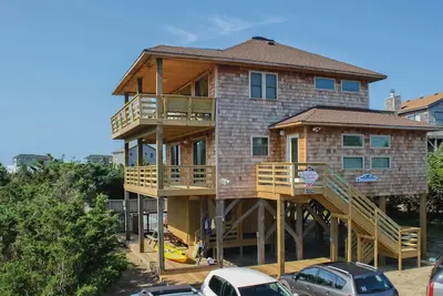 Image de Dog-friendly home with private pool, hot tub, & central Ac