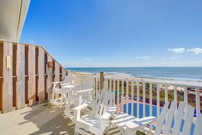 Image de Wonderful home in beachfront complex with pool & hot tub, central Ac & deck