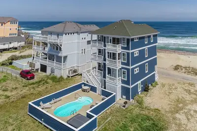 Image de Oceanfront home with private hot tub & pool, ocean view, central Ac, & W/D