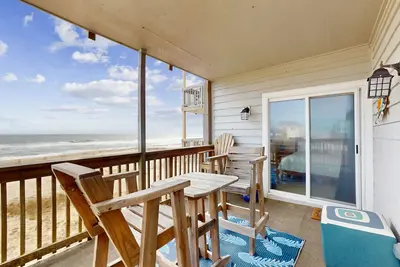 Image de Oceanfront condo with outdoor pool, W/D Bbq, and balcony