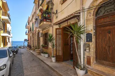 Image de Appartement confortable à Trappeto avec Wi-Fi