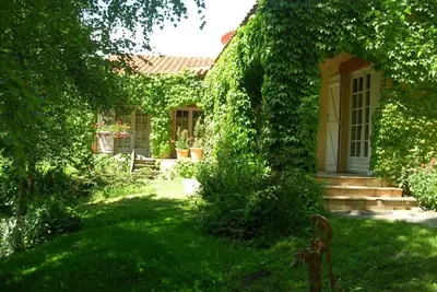 Image de La tour - Casteil - Gîte