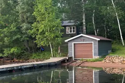 Image de Lake Chippewa Flowage - Open Year Round, private home & dock, A/C, washer, dryer