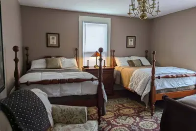 Image de Gate House (2 Doubles + 1 Single - 2nd Floor)