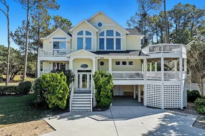 Image de Irish Tides | 1, 948 ft to the beach | Private Pool and Hot Tub