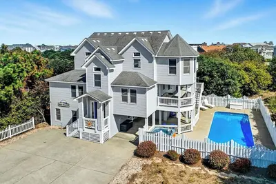 Image de Beach Blessings Too | 1, 758 ft to the beach | Private Pool, Hot Tub, and Dog Friendly