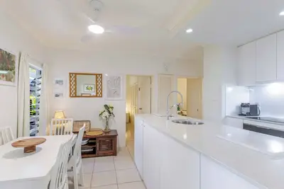 Image de 12 Mango Tree Escape - Near Town & Beach