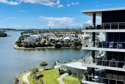 Image de Stunning large Gold Coast apartment with views and resort facilities