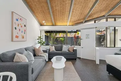 Image de Hibiscus Villa - Pet Friendly, Spacious beachfront studio, private courtyard