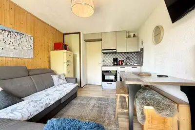 Image de Appartement en rez-de-jardin proche du centre