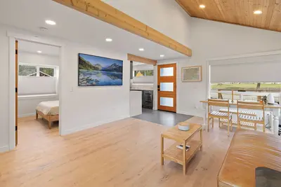 Image de Luxury Custom Cabin with Sauna– Near Lake Cle Elum, Skiing, & Downtown Roslyn