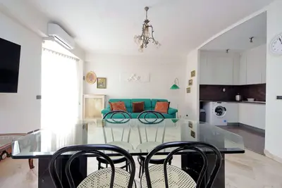 Image de Appartement à Rome avec 2 chambres à coucher, 5 couchages