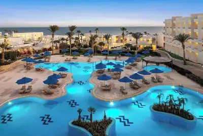 Image de Quad Suites with Balcony Access – Steps from Sharm El Sheikh’s Private