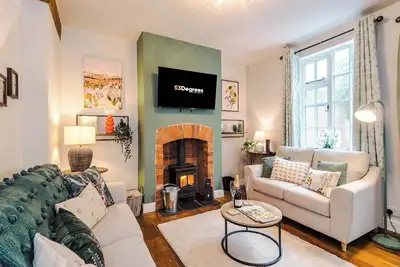 Image de Beautiful Cozy Cottage Home in Sandbach, Sleeps 4!