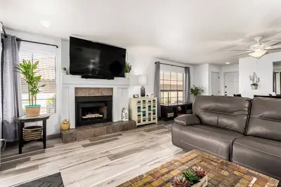 Image de McCormick Ranch Scottsdale Retreat | Pool Gym Spa