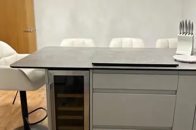 Image de Seahaven In Sandbanks - Unique Stay | Sleeps 4 | Pets Allowed | Hot Tub | Bbq | Patio | Wi-Fi