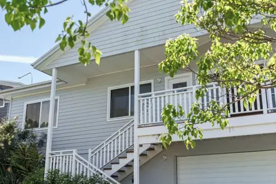 Crestmount Summary:<br>E