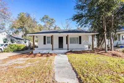 Image de Charming & Spacious 2-bedroom house in Augusta with Central Heating and Air